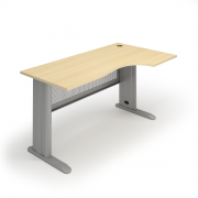 Стол на металло- каркасе (п)