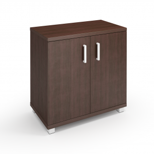 Шкаф низкий закрытый